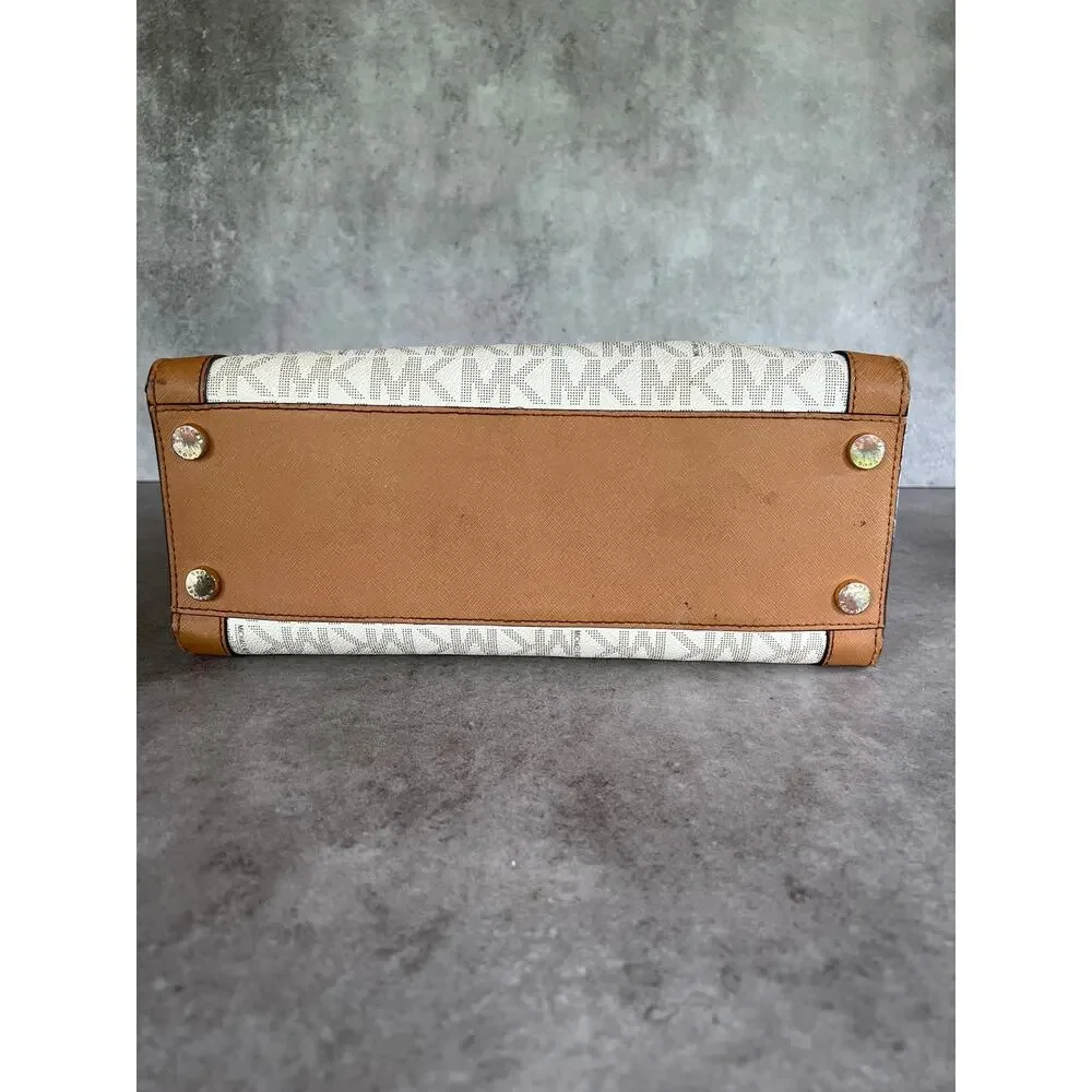 Michael Kors style profile